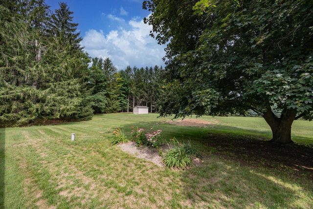 1630 Wallace Lake ROAD, West Bend, WI 53090