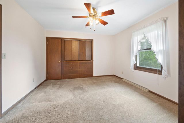 1630 Wallace Lake ROAD, West Bend, WI 53090