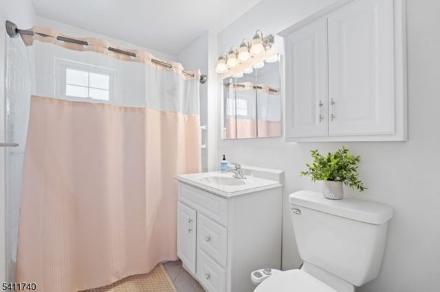 320 South Street 4F F, Morristown Town, NJ 07960