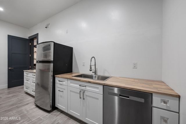 2974 W Sunrise Drive, Laveen, AZ 85339