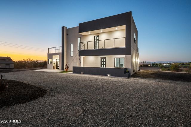 2974 W Sunrise Drive, Laveen, AZ 85339