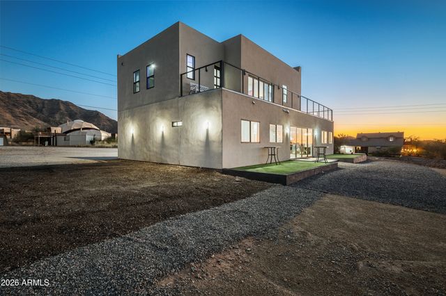 2974 W Sunrise Drive, Laveen, AZ 85339