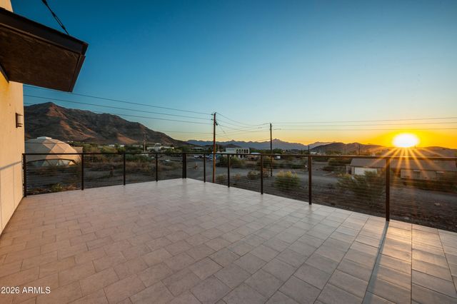 2974 W Sunrise Drive, Laveen, AZ 85339
