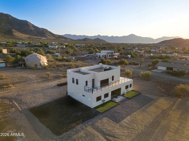 2974 W Sunrise Drive, Laveen, AZ 85339