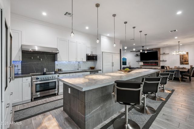 2974 W Sunrise Drive, Laveen, AZ 85339