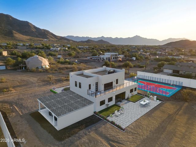 2974 W Sunrise Drive, Laveen, AZ 85339
