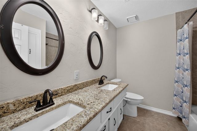 1237 STONEWALL Street, Garland, TX 75043