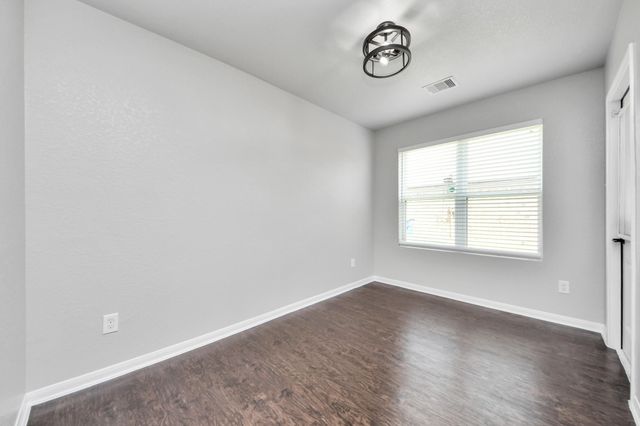 4707 Wheel Wright Trail, Rosenberg, TX 77471