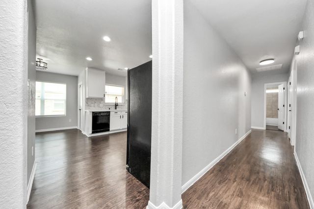 4707 Wheel Wright Trail, Rosenberg, TX 77471