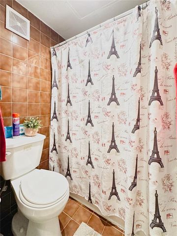 5050 NW 7th St 705, Miami, FL 33126