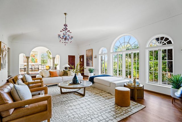 806 Rosedale TER, Austin, TX 78704