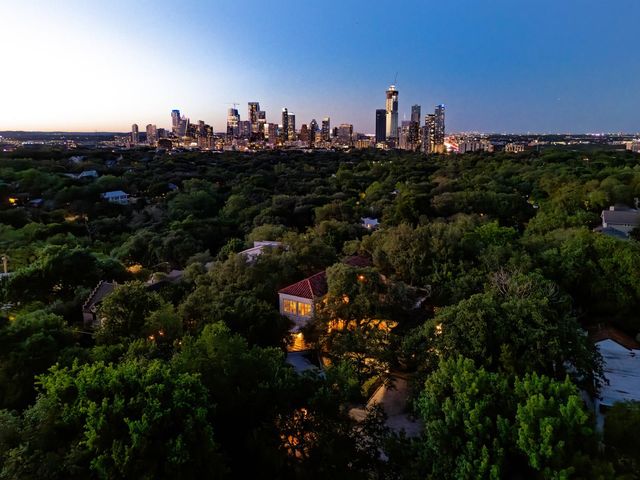806 Rosedale TER, Austin, TX 78704