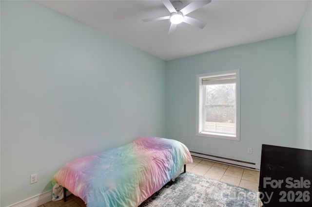 107 Shepard Way, Burnsville, NC 28714
