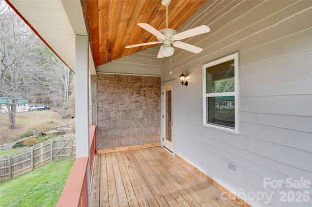 107 Shepard Way, Burnsville, NC 28714