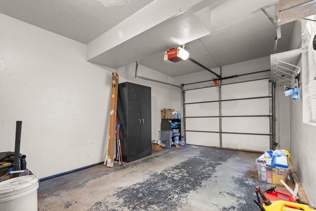 5458 S LIGHTHOUSE RD, Taylorsville, UT 84123