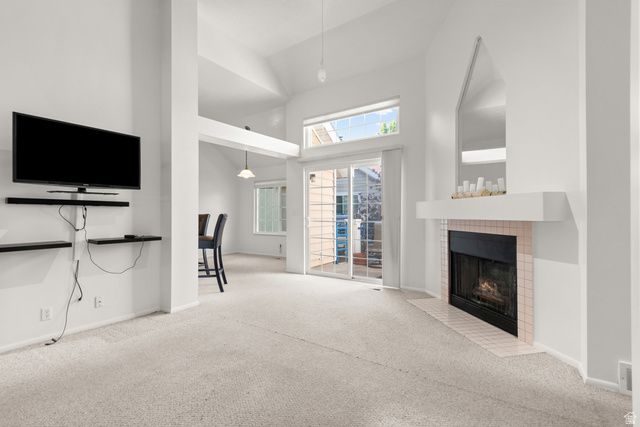 5458 S LIGHTHOUSE RD, Taylorsville, UT 84123