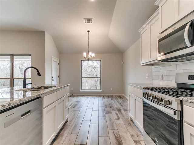 12104 Rockbed Drive, Yukon, OK 73099