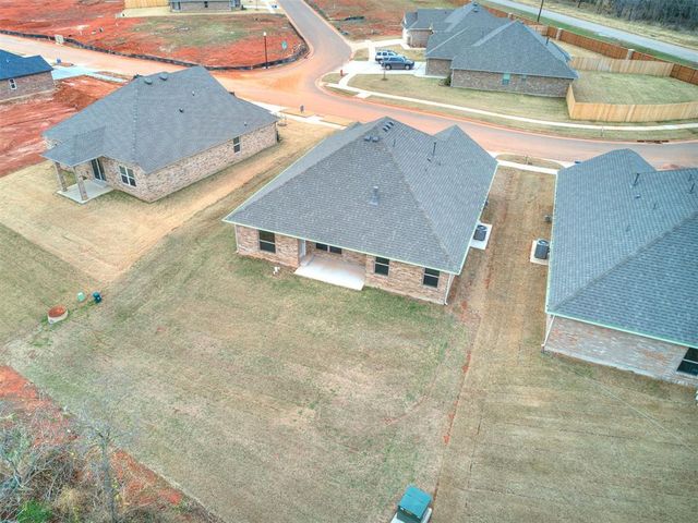 12104 Rockbed Drive, Yukon, OK 73099