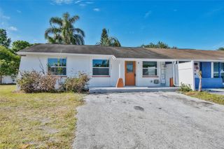 8801 THOUSAND OAKS COURT, Tampa, FL 33634