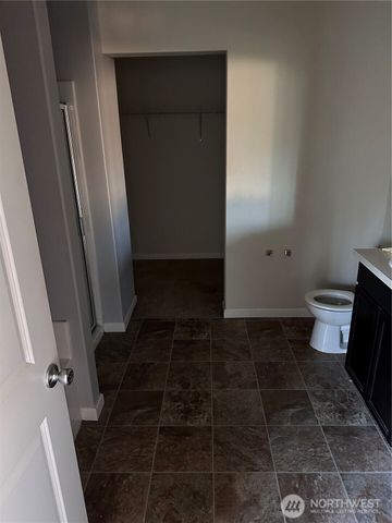 7046 Tahoe Drive SE, Tumwater, WA 98501