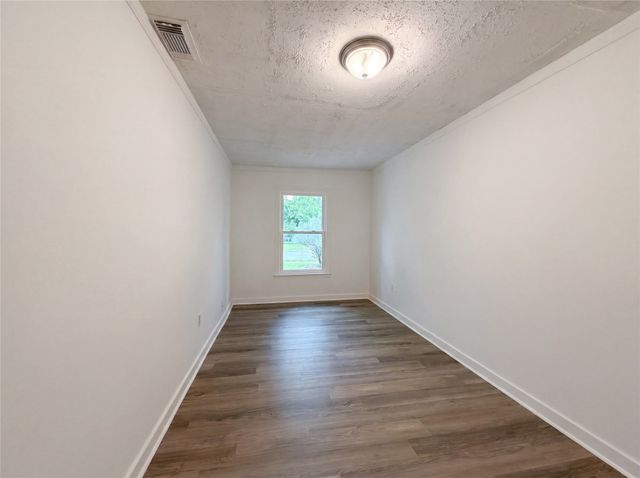 2724 Halbert Street, Fort Worth, TX 76112