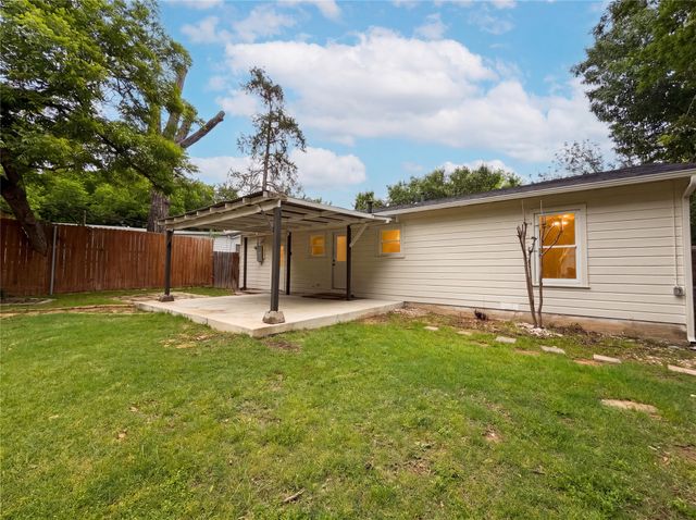 2724 Halbert Street, Fort Worth, TX 76112
