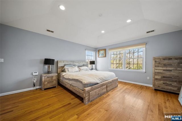 41 Ramsey Avenue, Ramsey, NJ 07446