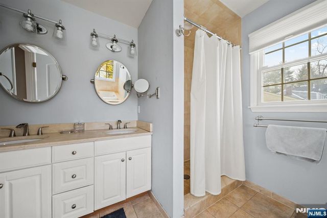 41 Ramsey Avenue, Ramsey, NJ 07446