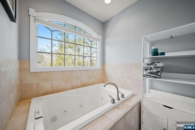 41 Ramsey Avenue, Ramsey, NJ 07446