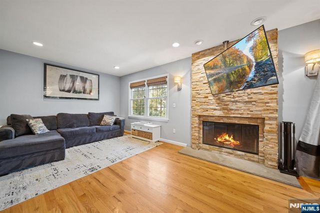 41 Ramsey Avenue, Ramsey, NJ 07446