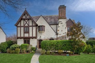 25 Dante Street, Larchmont, NY 10538
