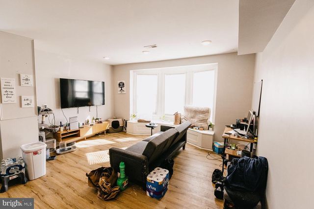 6330 NEWTOWN AVE, Philadelphia, PA 19111