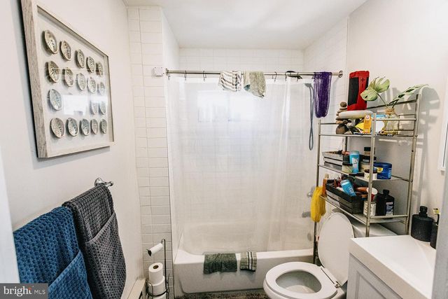 6330 NEWTOWN AVE, Philadelphia, PA 19111