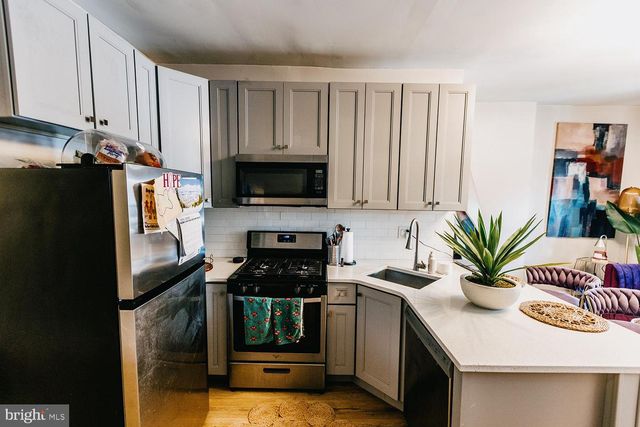 6330 NEWTOWN AVE, Philadelphia, PA 19111