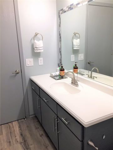 106 NW Park Street B, Bentonville, AR 72712