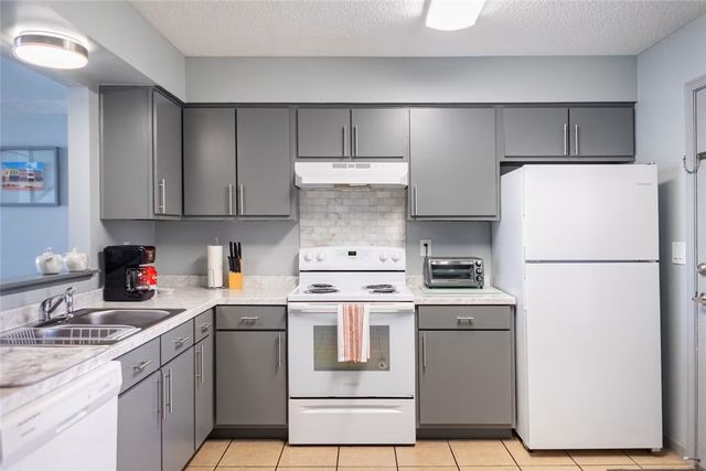 106 NW Park Street B, Bentonville, AR 72712