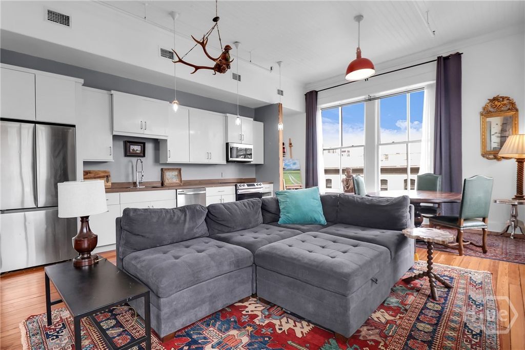 Image 12 of property listing at 101 Barnard Street 302, Savannah, GA 31401