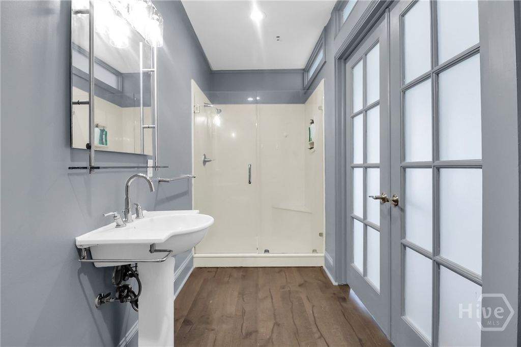 Image 27 of property listing at 101 Barnard Street 302, Savannah, GA 31401