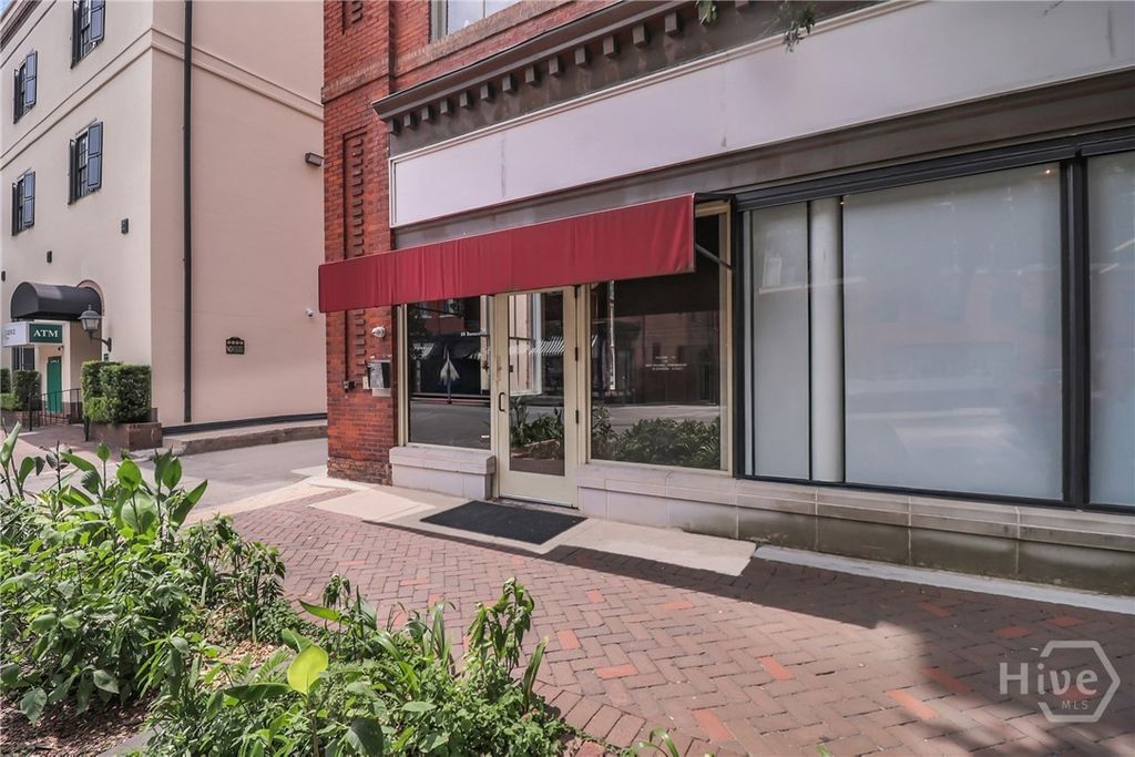 Image 3 of property listing at 101 Barnard Street 302, Savannah, GA 31401