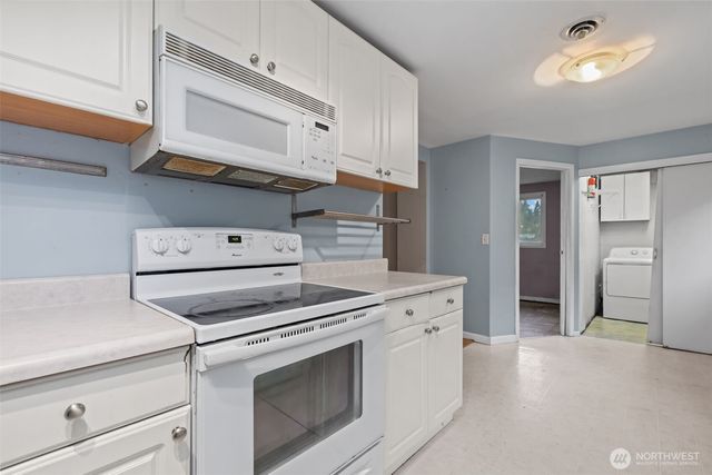 1011 NE 158th Street, Shoreline, WA 98155