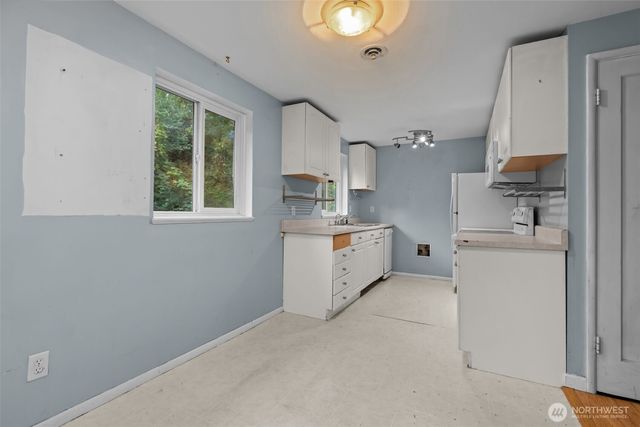 1011 NE 158th Street, Shoreline, WA 98155