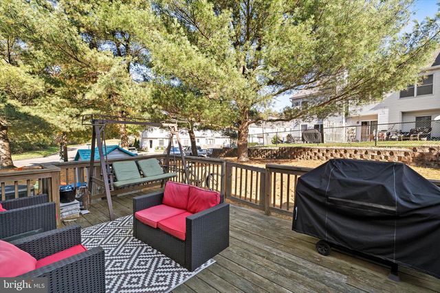 180 EVA CT, Jackson, NJ 08527