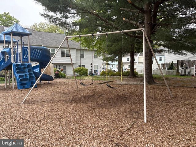 180 EVA CT, Jackson, NJ 08527