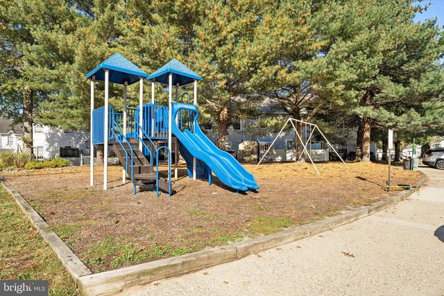 180 EVA CT, Jackson, NJ 08527