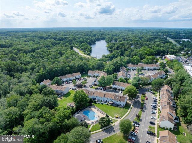 180 EVA CT, Jackson, NJ 08527