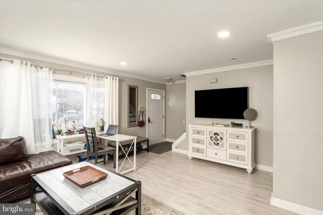 180 EVA CT, Jackson, NJ 08527