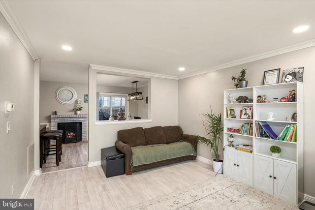 180 EVA CT, Jackson, NJ 08527