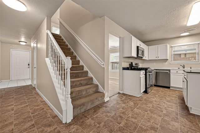 6631 Greenhouse Road, Katy, TX 77449
