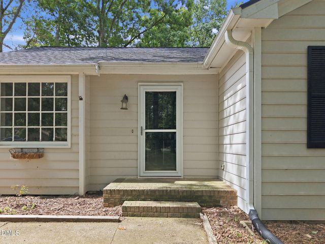 3316 Bearskin Court, Raleigh, NC 27606