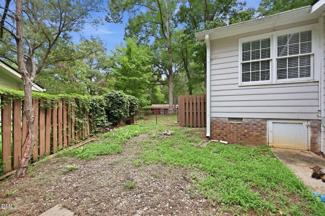 3316 Bearskin Court, Raleigh, NC 27606
